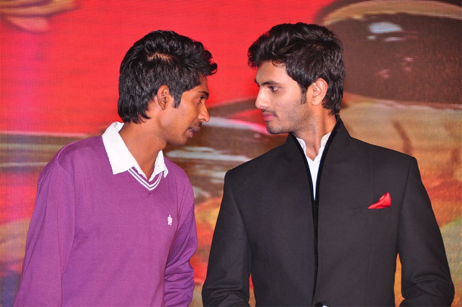 Dil-Deewana-Audio-Launch-by-Kapil-Dev